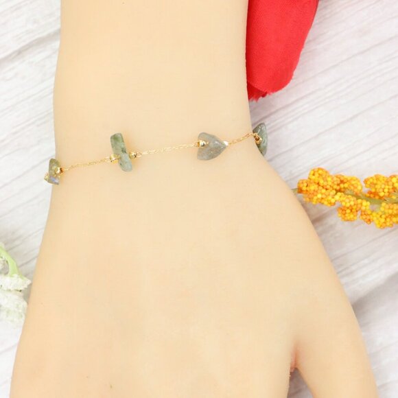 "Trendy Handmade Bracelet – A Thoughtful Gift for Girls & Women | UNVRC1665 - Picture 8 of 10